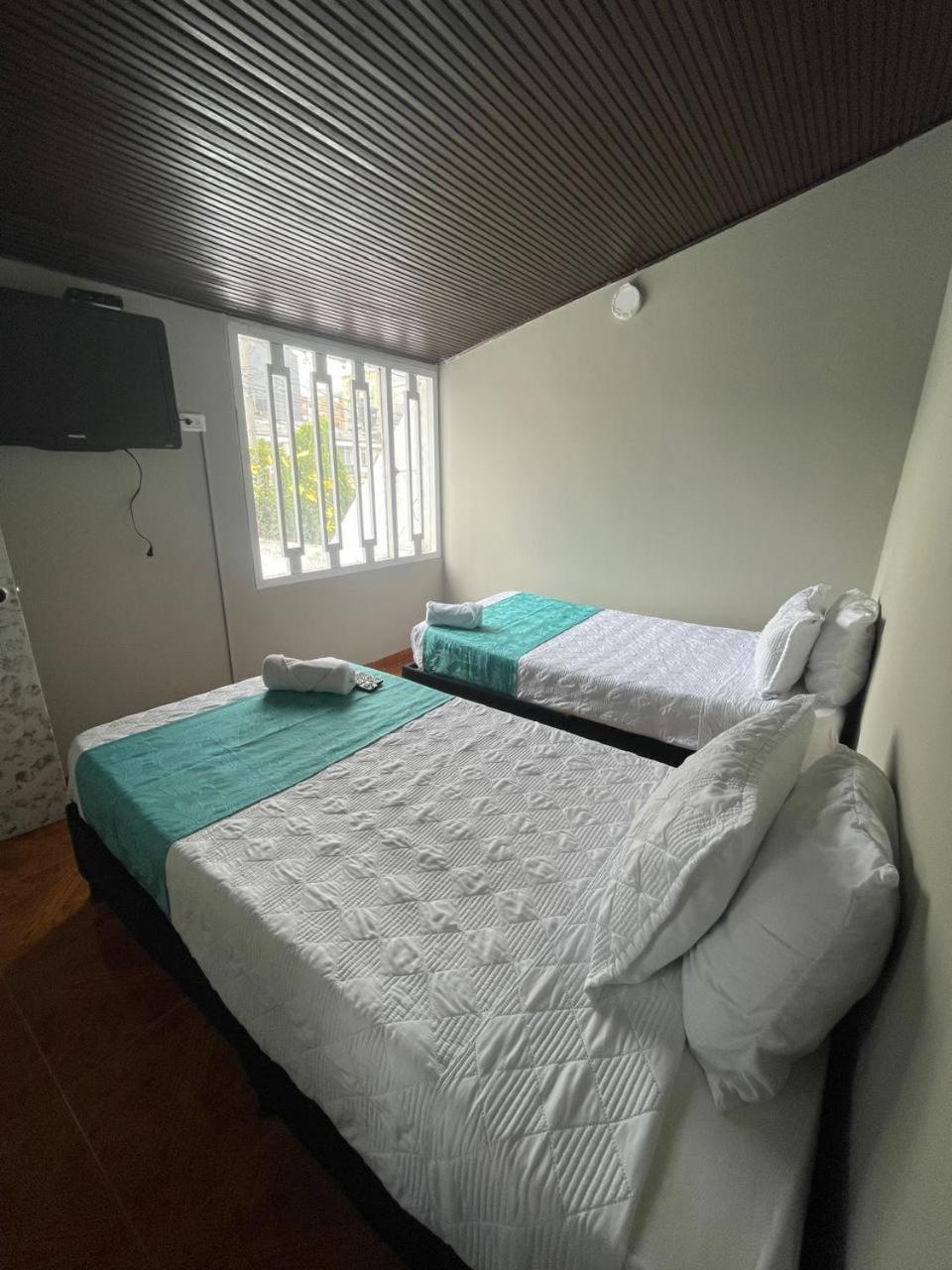 Hotel Luxem Богота Экстерьер фото